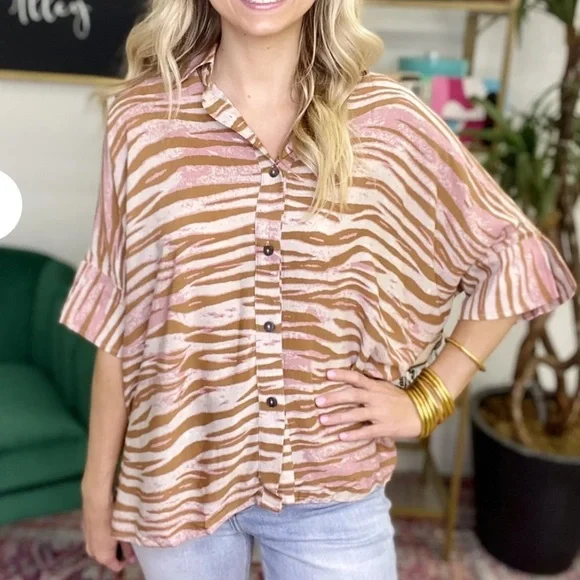 Entro Zandy Zebra Button Up - Picture 8 of 8